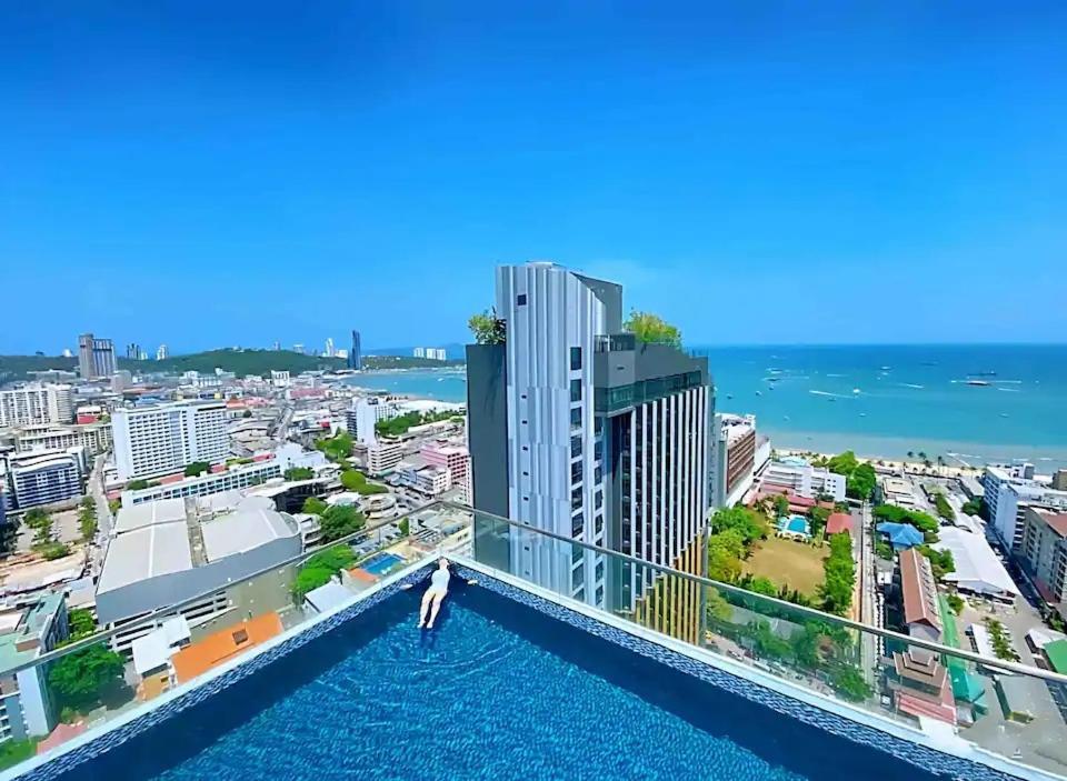 2 Bed Room, Large Living Room @ Central Паттайя Экстерьер фото